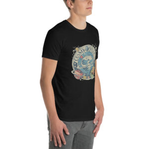 Camiseta de Manga Corta Unisex - Cosmic Journey (Softstyle) - Imagen 4
