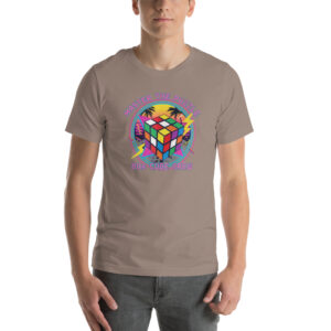 Camiseta Unisex "Master The Cube" – Icono de los 80s - Imagen 7